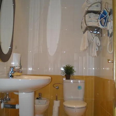 Turisticos Reyes Catolicos Apartment Saragossa